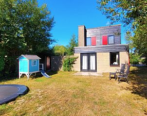 Geniet van de rust bij Het Eiland Gevoel, een vakantiehuis in De Cocksdorp, Texel, met een ruime tuin en speelruimte voor kinderen.