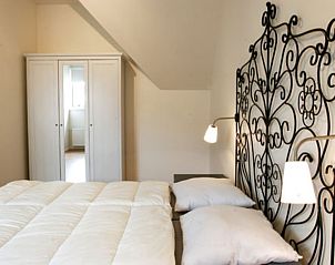 Cozy bedroom in Type 8 - 2108 vacation home, De Cocksdorp, Texel.