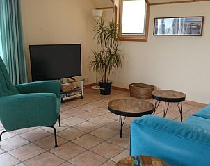 Modern eingerichtete Sitzecke im Vuurtorenweg 58 C Ferienhaus De Cocksdorp Texel zur Entspannung.