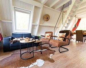 Stilvolle Einrichtung von Bungalow Pier 53, Ferienhaus in De Cocksdorp, Texel, mit komfortablen Mbeln.