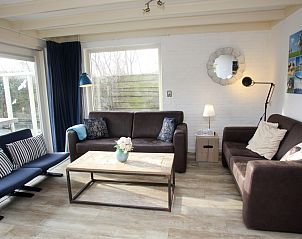 Gemtliches Wohnzimmer des Ferienhauses Blom & Co, De Cocksdorp, Texel.