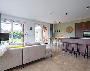 Offene Kche und Essbereich im Ferienhaus Het Rif, De Cocksdorp, Texel fr einen komfortablen Aufenthalt.