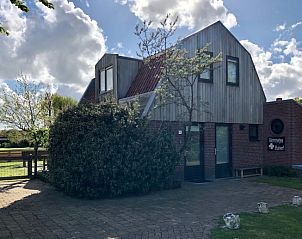 Blommetjes Buiten Ferienhaus in De Cocksdorp Texel mit moderner Architektur und groem Garten.