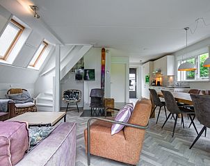 Offene Kche und Esszimmer im Ferienhaus Blommetjes Buiten, De Cocksdorp Texel, mit modernen Annehmlichkeiten.