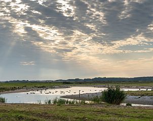 Ruhige Flusslandschaft in der Nhe des Ferienhauses in De Cocksdorp, Texel, bietet ruhige Aussichten.