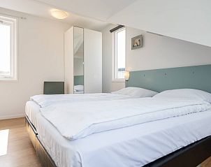 Guest house 010147 - Holiday property Texel - Luxe Villa Texel  8-10 personen met Sauna Krim 95