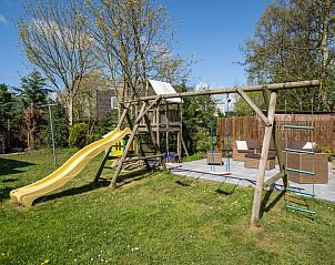 Guest house 010147 - Holiday property Texel - Luxe Villa Texel  8-10 personen met Sauna Krim 95