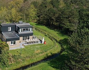 Guest house 010147 - Holiday property Texel - Luxe Villa Texel  8-10 personen met Sauna Krim 95