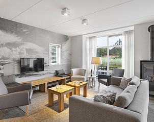 Komfortables Schlafzimmer im 6-Personen-Bungalow Sluftervallei, De Cocksdorp, Texel.