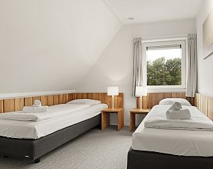 Guest house 010171 - Bungalow Texel - Sluftervallei | 10-persoons bungalow - Extra toegankelijk | 