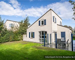 Type E vacation home in De Cocksdorp, Texel with spacious garden and terrace.