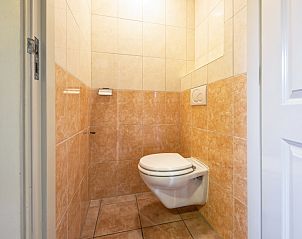 Separate toilet in Tongelen R.D. van, vacation home in De Cocksdorp, Texel. Practical and neat washroom.