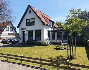 Verblijf 01021033 - Vakantiewoning Texel - Tweepersoons kamer 01 met gedeelde badkamer