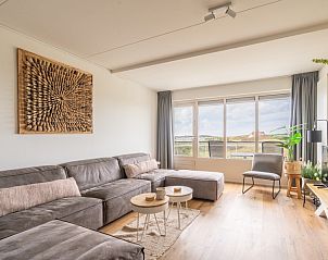 Stylish sitting area in Apartment Juliana 086, De Koog, Texel, with beautiful island view.