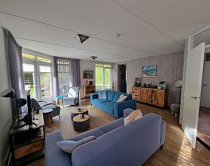 Cozy interior of Residence California - Geborchenheit - 361, vacation home on Texel, with modern furnishings.