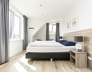 Spacious bedroom with lots of light in Villa 21A, De Koog, Texel, vacation home on the Wadden Islands.