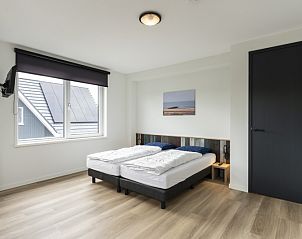 Second bedroom in Villa 37, De Koog, Texel. Spacious vacation home on the Wadden Islands.