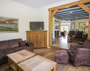 Comfortabele zithoek op het terras van Stolp Nieuw Bornrif - Familiehuis, De Koog, Texel.