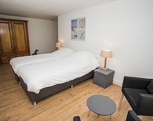 Gezellige buitenruimte met trampoline in Stolp Nieuw Bornrif - Familiehuis, vakantiewoning in De Koog, Texel.