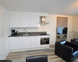 Volledig uitgeruste keuken in Motel Texel - Appartement 211/1P, De Koog, Texel, met moderne apparatuur.