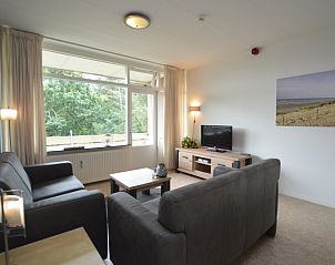Spacious interior of Apartment Kerckeland 122 on Texel with modern furnishings.