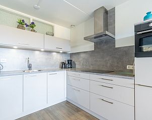 Modern kitchen of Apartment Juliana 046 Island and Sea View, De Koog, Texel with all necessary appliances.