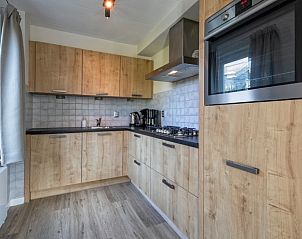 Modern kitchen in De Duinven vacation home De Koog Texel