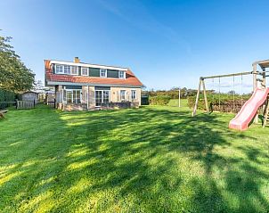 Groer Rasen mit Spielgerten im Ferienhaus De Koog, Texel Ferienhaus, Watteninseln.