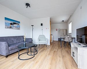Gerumige Sitzecke in Zwei Personen Wohnung gro - erster Stock, De Koog, Texel, ideal fr Entspannung auf den Watteninseln.