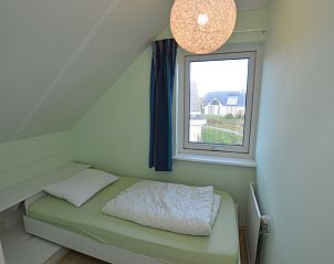Cozy single room in Holiday home Stappeland 199, De Koog, Texel, with a view of the surroundings.