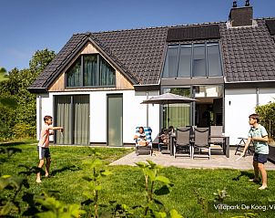 Gemtlicher Garten der Luxus-Familienvilla 6p in De Koog, Texel, ideal fr Familienaktivitten auf den Watteninseln.