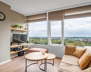 Light seating area with comfortable sofa in Apartment Juliana 178 Eilandzicht, De Koog, Texel.