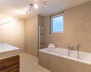 Priv sauna in Landhuis Het Oude Dijkje, vakantiehuis De Koog, Texel, voor ultieme ontspanning.