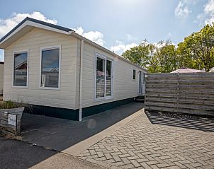 Sunny terrace at Chalet Bregkoog 7, located in picturesque De Koog on Texel, Wadden Islands.