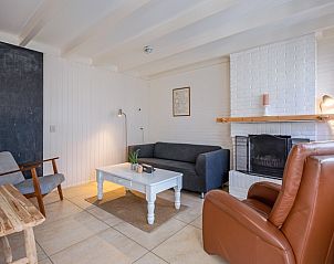 Practical kitchen facilities in vacation home 32b Pollux, De Koog, Texel.