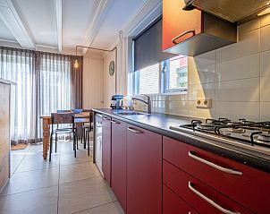 Fresh bathroom in vacation home 32b Pollux, De Koog, Texel with modern amenities.