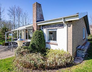 De Schutstal in De Koog, Texel, Ferienhaus mit gemtlichem Auenbereich.