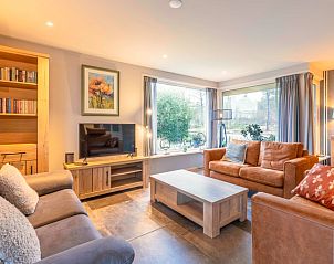 Gemtliches Wohnzimmer im Huis ter Duin, Ferienhaus in De Koog, Texel mit bequemen Sofas.