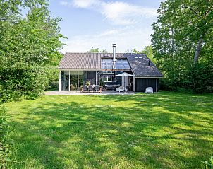 Ferienpark Het Oude Dijkje - Vuurcoogh in De Koog, Texel mit groem Garten und Terrasse zur Entspannung.