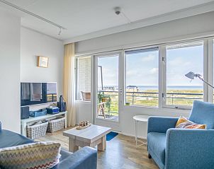 Cozy sitting area in Apartment Juliana 112 Zeezicht, De Koog, Texel with beautiful sea view.