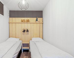 Second bedroom with two single beds in Apartment Juliana 094 Eiland en Zeezicht, De Koog, Texel.