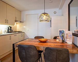 Kompakte Kche in Apartments Anna - Dageraad, De Koog, Texel mit allen notwendigen Annehmlichkeiten fr einen angenehmen Aufenthalt.