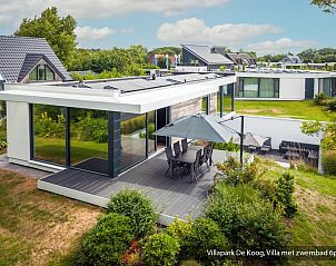 Terrace of the luxury family villa with pool in De Koog, Texel. Enjoy the view of the Wadden Islands.