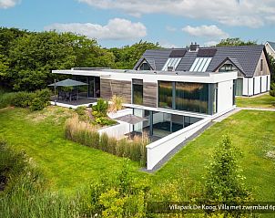 Luxury family villa with pool in De Koog, Texel. Beautiful garden and modern architecture on the Wadden Islands.