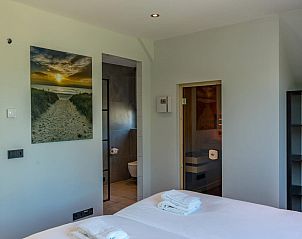 Badezimmer in der Ferienwohnung 35 - 8A Blauwborst - BLV Kleingartenanlage Nr. 3 in De Koog, Texel.