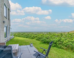 Terrace of Apartment Juliana 068 Island and Sea View, De Koog, Texel overlooking nature.