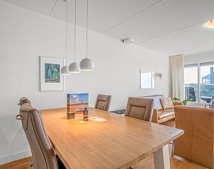 Voll ausgestattete Kche im Apartment Juliana 052 Island and Sea View, De Koog, Texel mit modernen Gerten.