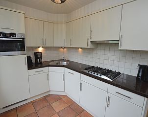 Moderne Kche mit Einbaugerten im Ferienhaus Stappeland 169, De Koog Texel.