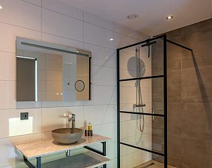 Stilvolles Badezimmer im Ferienhaus 36 - 12 Buntspecht - BLV-Kleingartenanlage Nr. 4, Texel.