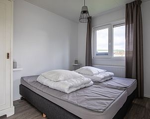 Comfortable double room in Chalet Bregkoog 36, Chaletpark Bregkoog, De Koog, Texel.